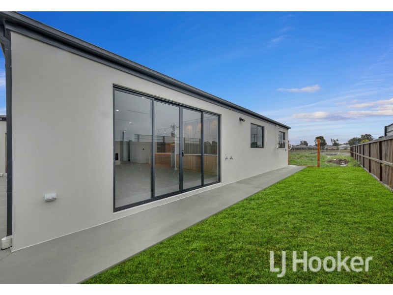 26 Willowleaf Street, Beveridge VIC 3753