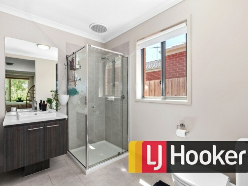 15 Treeviolet Lane, Wallan VIC 3756