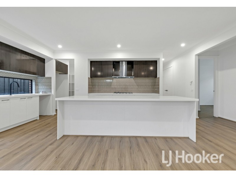 24 Egret Street, Beveridge VIC 3753