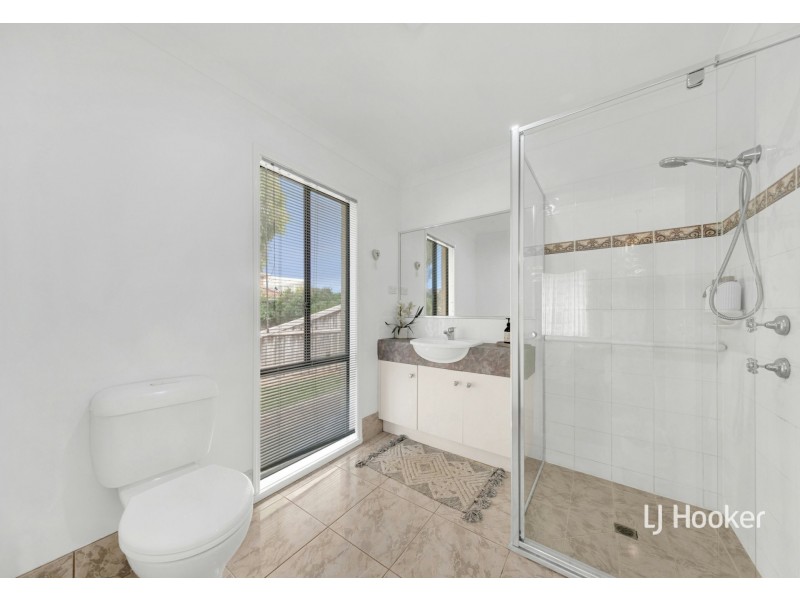 67 Valley Drive, Hidden Valley VIC 3756