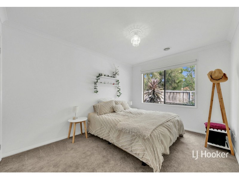 67 Valley Drive, Hidden Valley VIC 3756