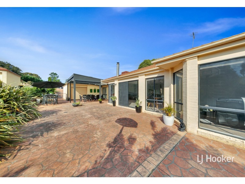67 Valley Drive, Hidden Valley VIC 3756