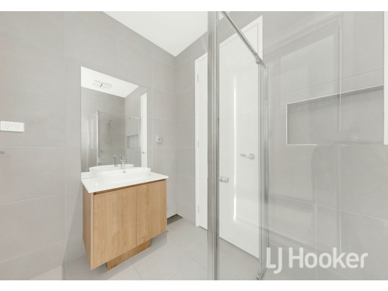 37 Appleberry Way, Wallan VIC 3756