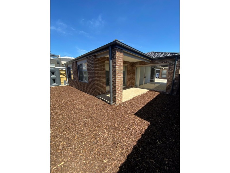 Unit 24/131-139 Dudley Street, Wallan VIC 3756