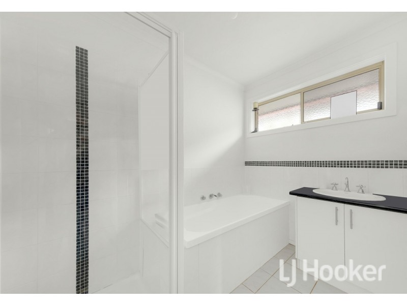 5 Wyatt Way, Wallan VIC 3756