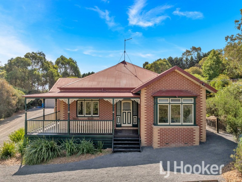 6 Bonnieview Court, Wandong VIC 3758