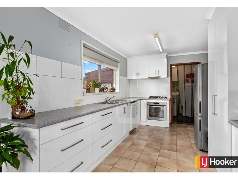 32 Wedding Drive, Wallan VIC 3756