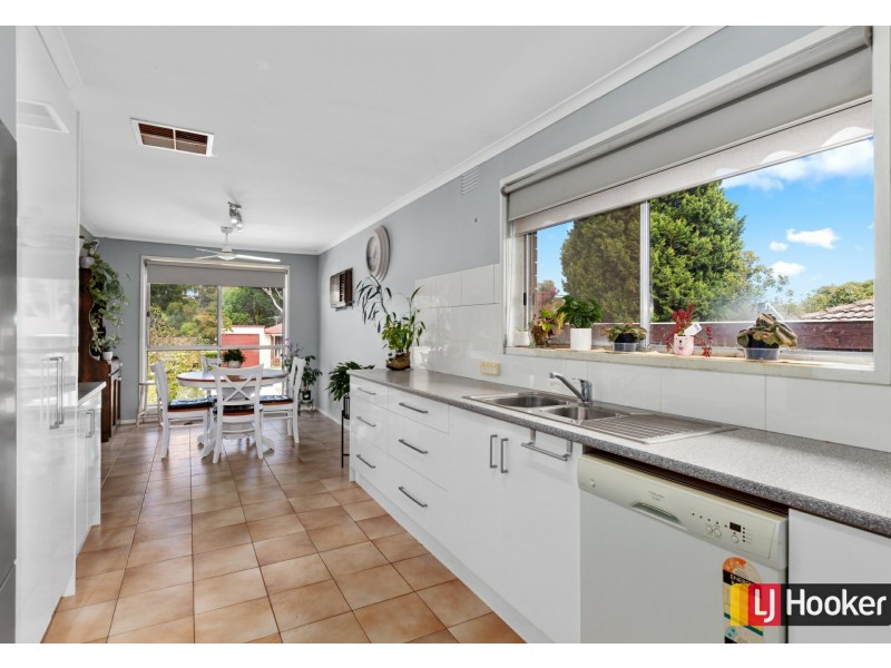 32 Wedding Drive, Wallan VIC 3756