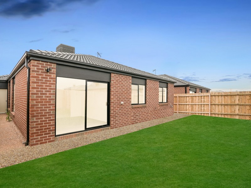 6 Freesia Drive, Wallan VIC 3756