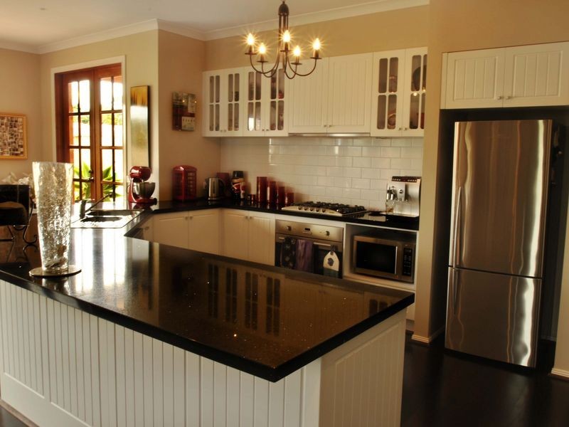 13 Carmelo Court, Hidden Valley VIC 3756