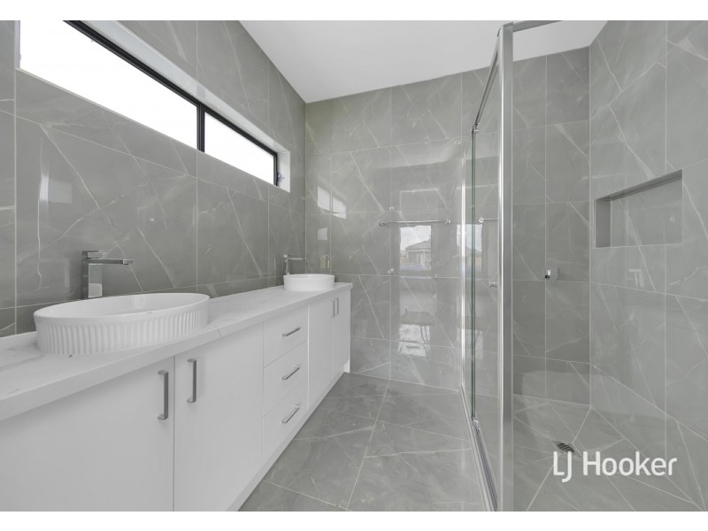 45 Belladonna Street, Wallan VIC 3756