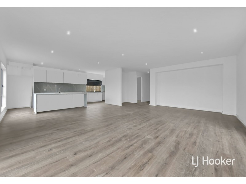 45 Belladonna Street, Wallan VIC 3756