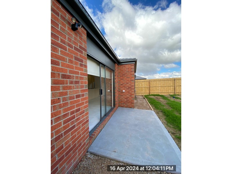 112 Newbridge Boulevard, Wallan VIC 3756