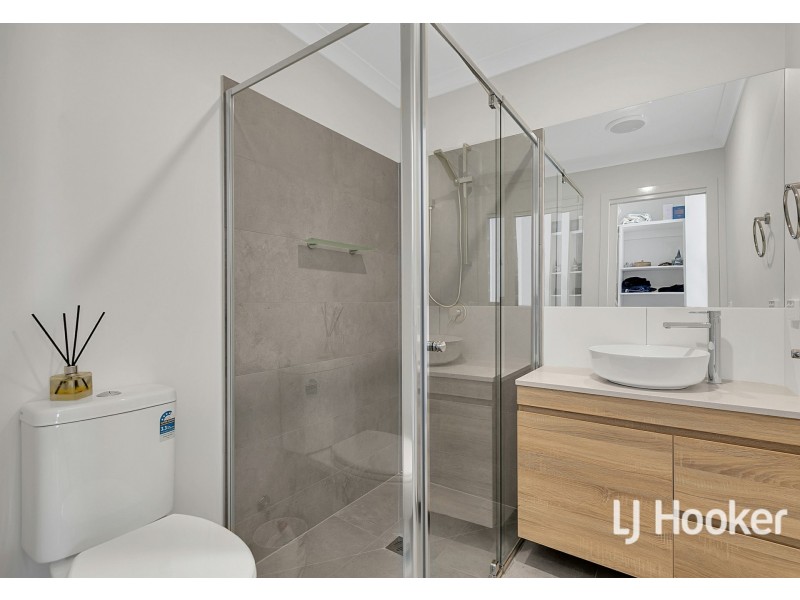 4 Wallflower Terrace, Wallan VIC 3756