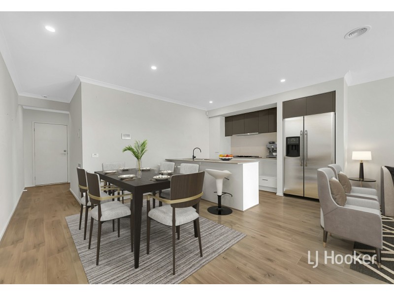 37 Rochford Drive, Donnybrook VIC 3064