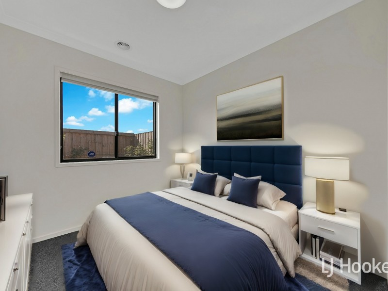 37 Rochford Drive, Donnybrook VIC 3064