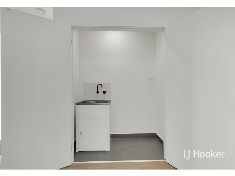 37 Rochford Drive, Donnybrook VIC 3064