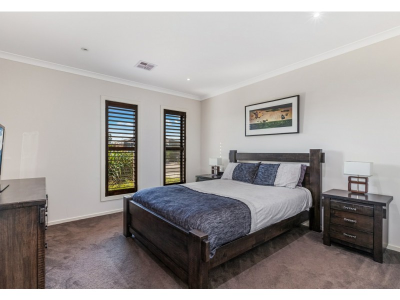 13 Cascade Avenue, Wallan VIC 3756