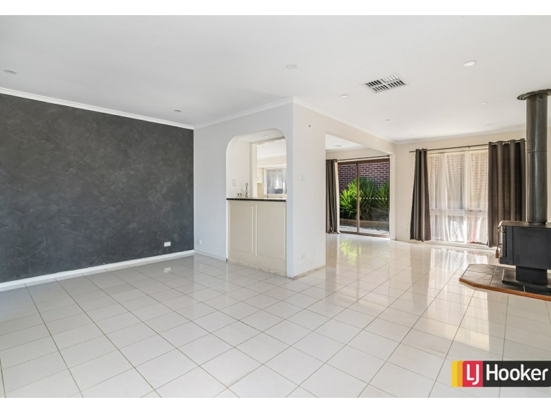 9 Coustley Close, Wallan VIC 3756