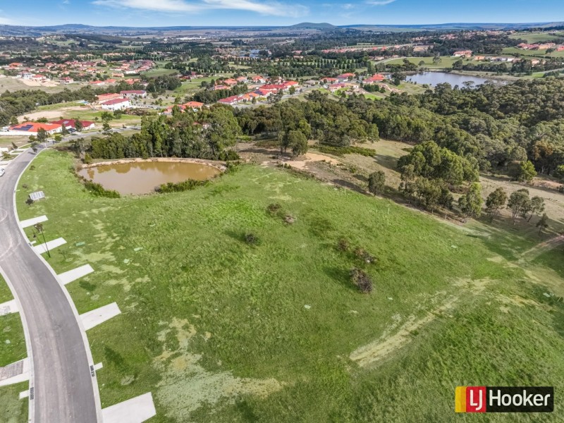 55 Lucca Way, Hidden Valley VIC 3756