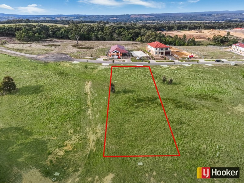 55 Lucca Way, Hidden Valley VIC 3756