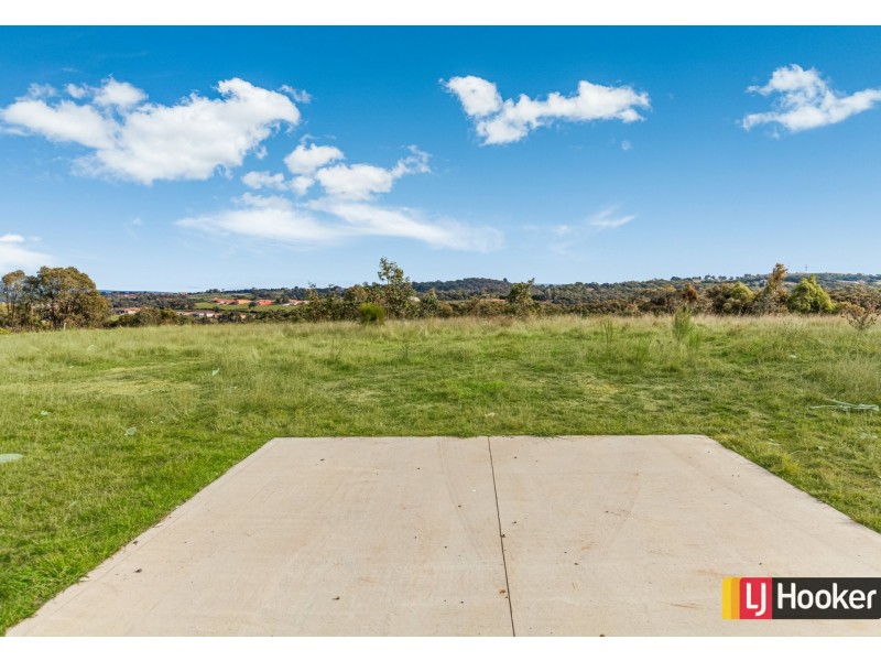 55 Lucca Way, Hidden Valley VIC 3756