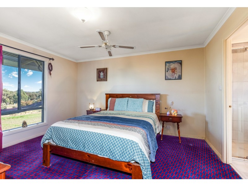 2 Mathiesons Road, Wandong VIC 3758