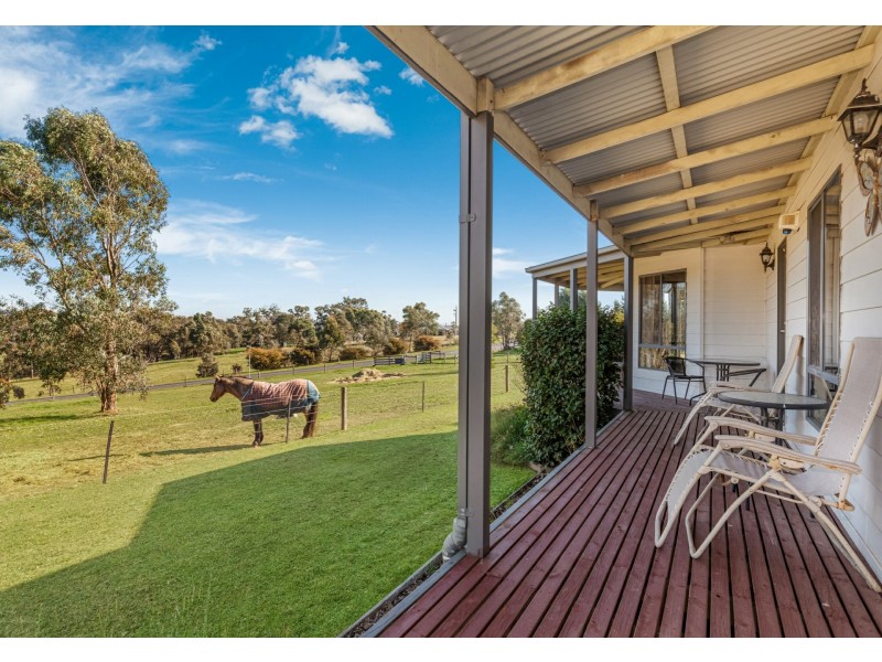 2 Mathiesons Road, Wandong VIC 3758