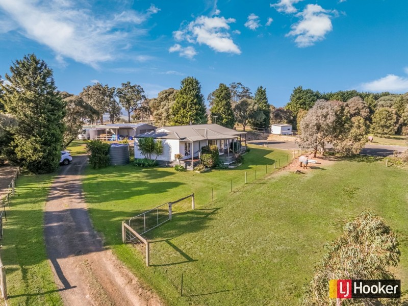 2 Mathiesons Road, Wandong VIC 3758