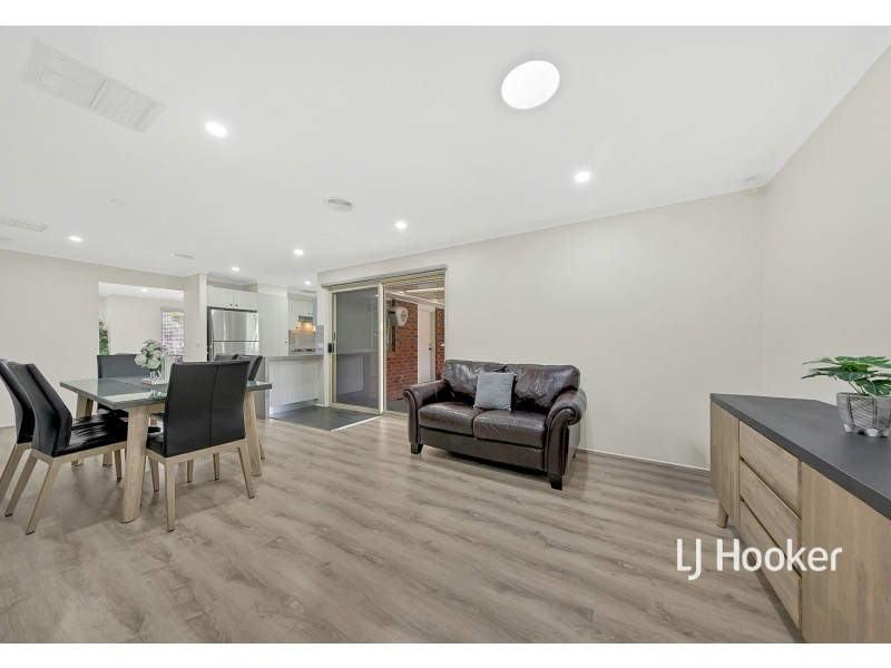 2 Wyatt Way, Wallan VIC 3756