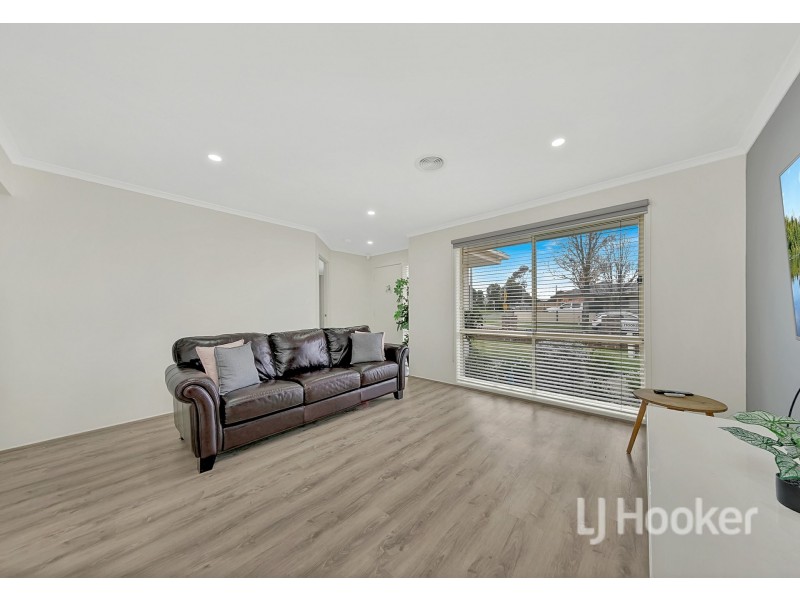 2 Wyatt Way, Wallan VIC 3756