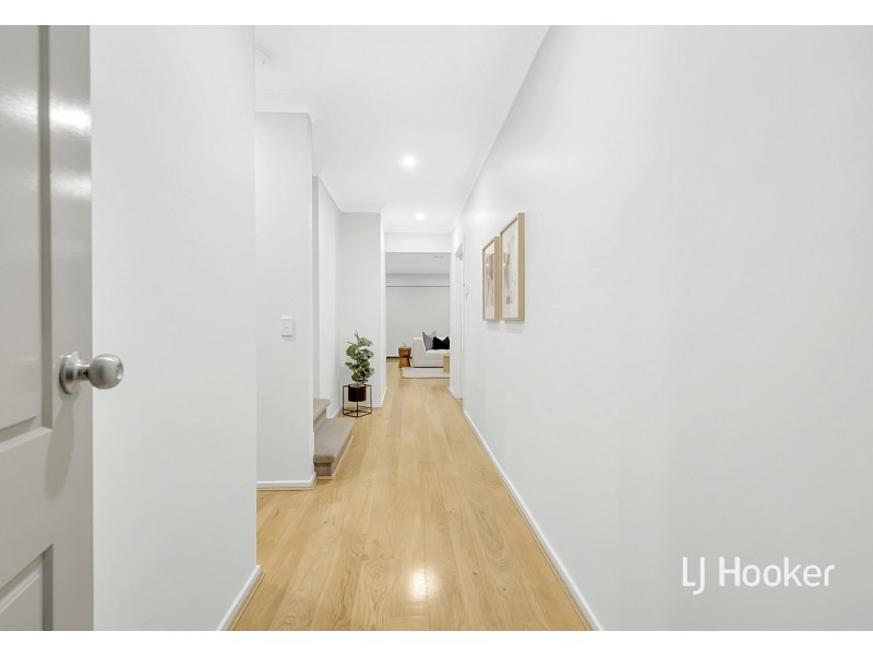 32 Bridgewater Parkway, Wallan VIC 3756