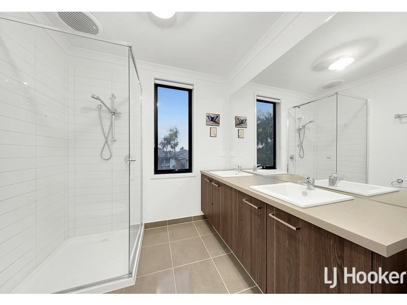 25 Plenty View, Beveridge VIC 3753