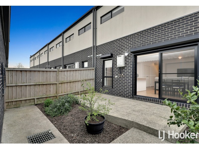 25 Plenty View, Beveridge VIC 3753