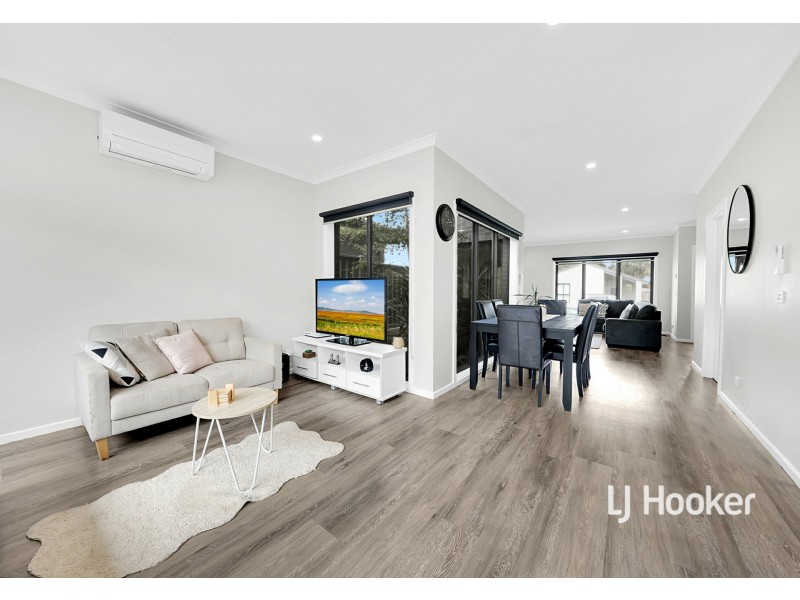 36 Wedding Drive, Wallan VIC 3756