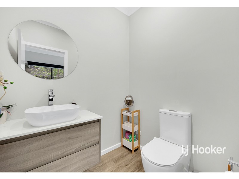 36 Wedding Drive, Wallan VIC 3756