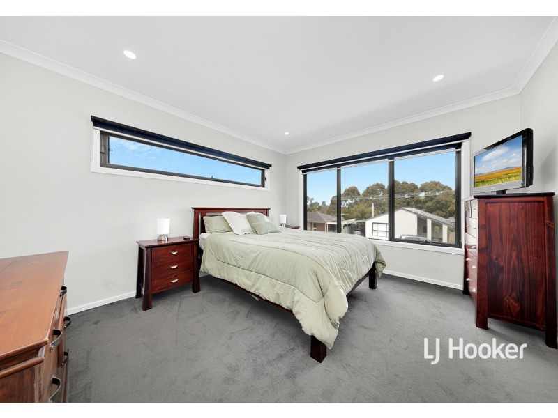 36 Wedding Drive, Wallan VIC 3756