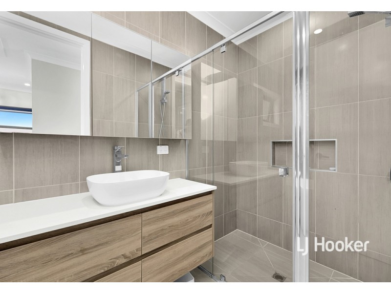 36 Wedding Drive, Wallan VIC 3756