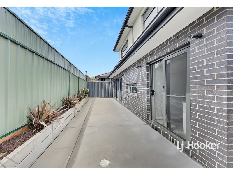 36 Wedding Drive, Wallan VIC 3756