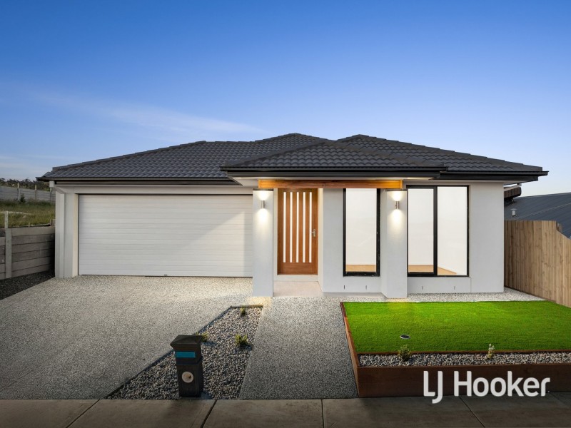 8 Mallow Street, Wallan VIC 3756