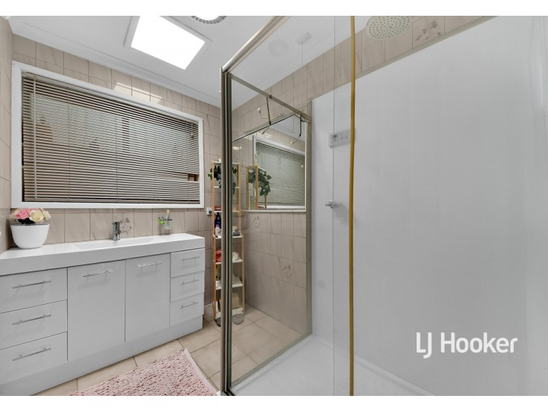 22 Talbot Avenue, Thomastown VIC 3074