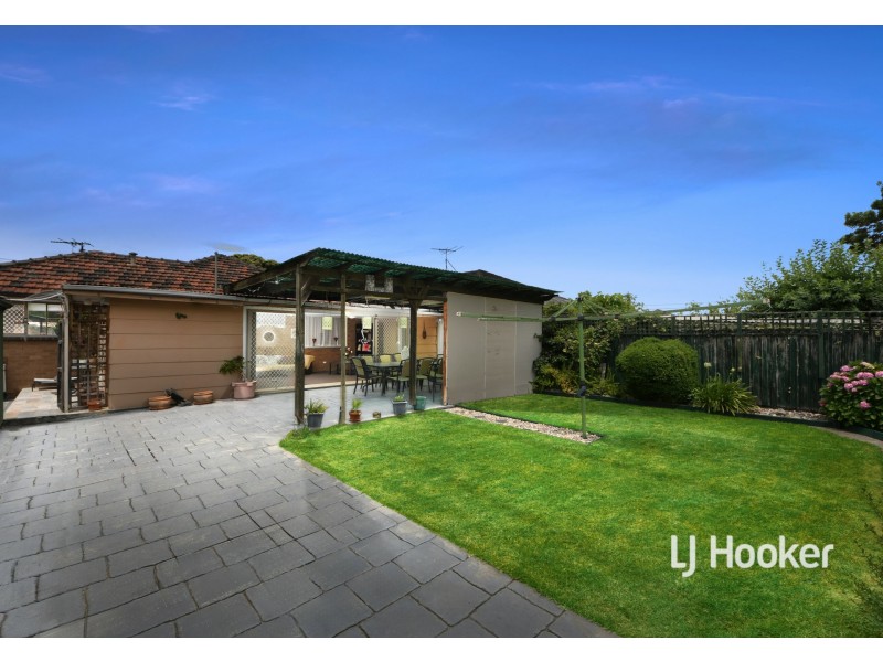 22 Talbot Avenue, Thomastown VIC 3074