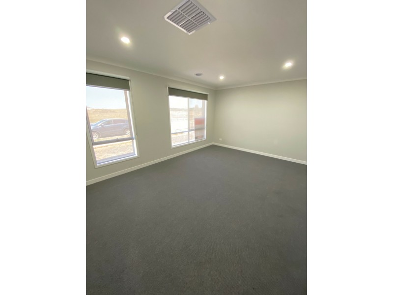 4 Starling Road, Wallan VIC 3756
