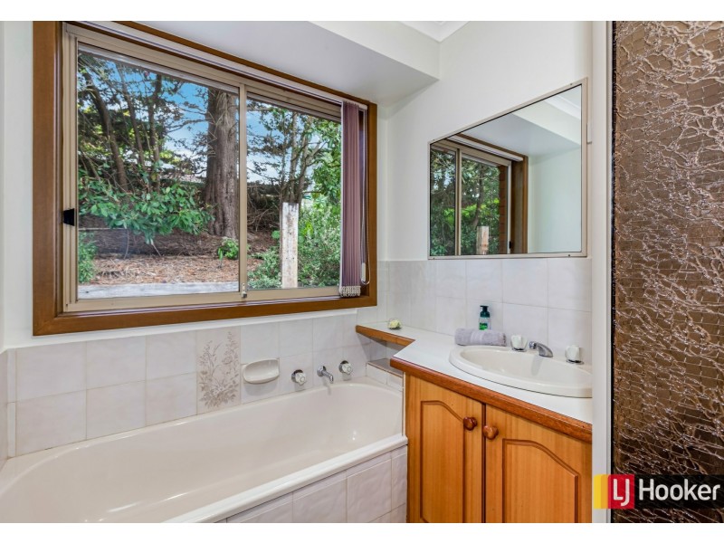 49 North Mountain Road, Heathcote Junction VIC 3758