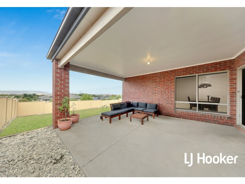 123 Roulston Way, Wallan VIC 3756