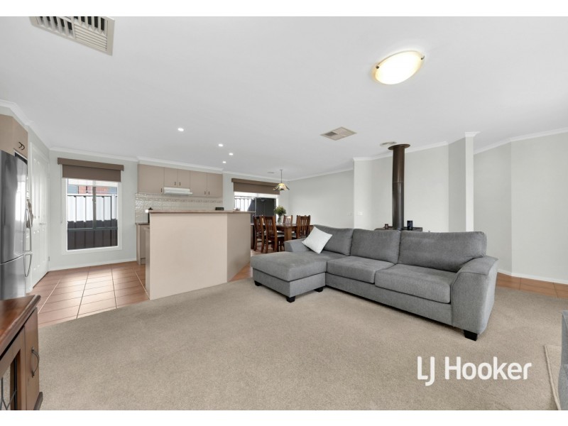 14 Poa Place, Wallan VIC 3756