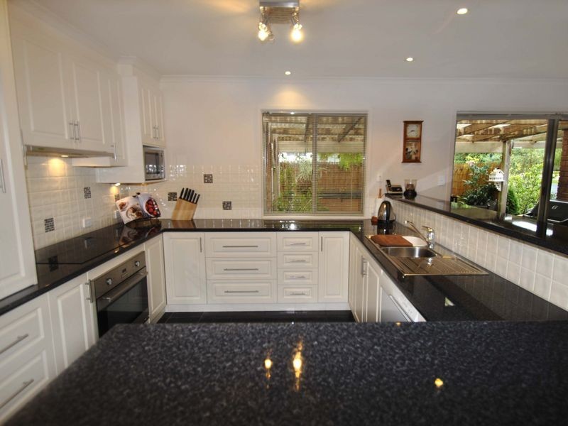 1 Raymond Court, Kilmore VIC 3764