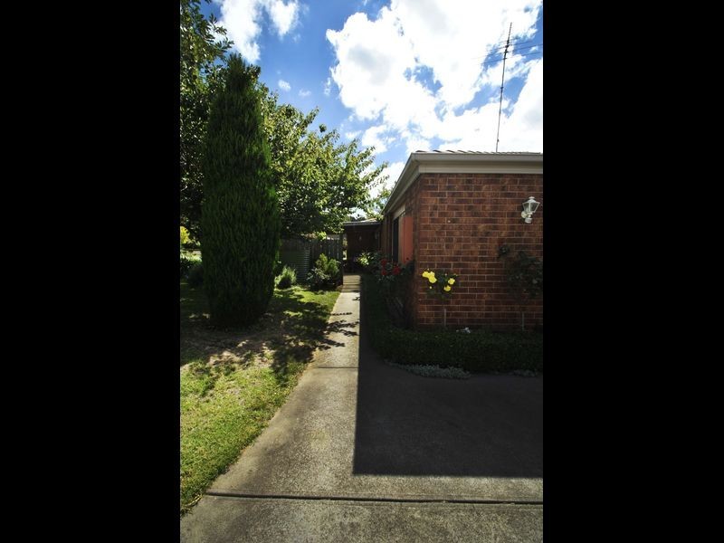 1 Raymond Court, Kilmore VIC 3764