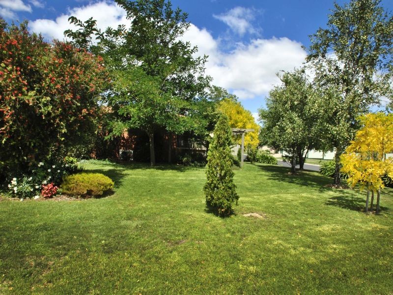 1 Raymond Court, Kilmore VIC 3764