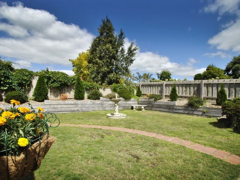 1 Raymond Court, Kilmore VIC 3764